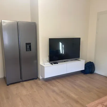 Noemi Apartment